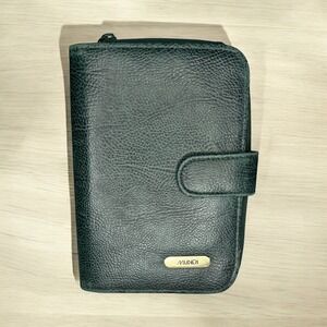 Mundi Women's My Big Fat Wallet in Green NWOT